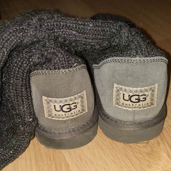 UGG Shoes - Grey UGG knit boots size 8